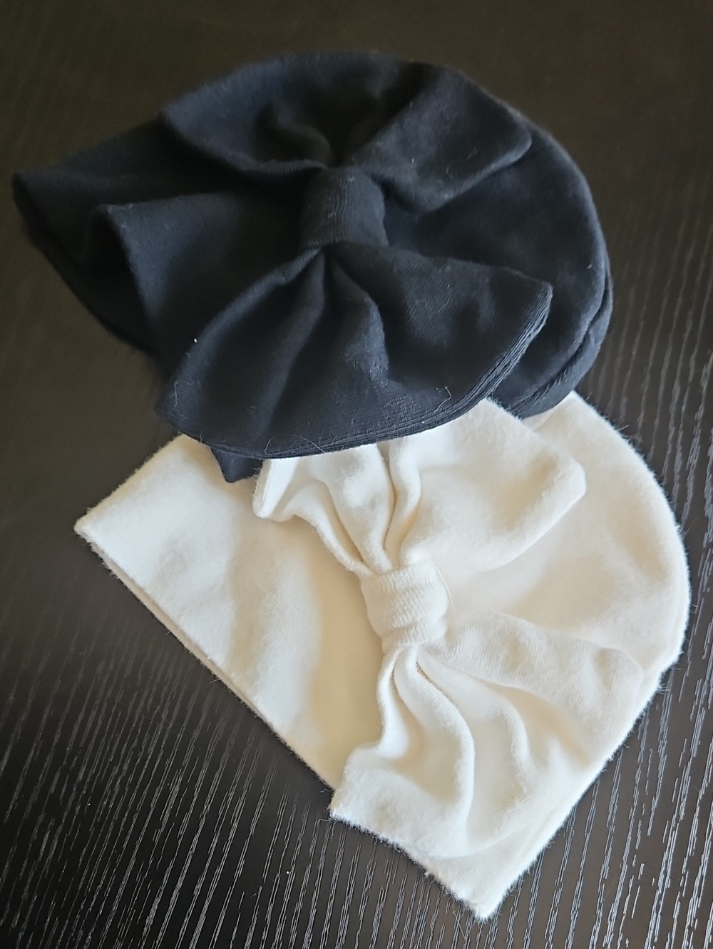 Kids Bow Beanie Hat - Black and Cream